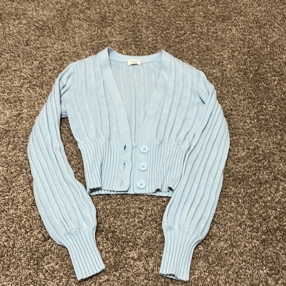 Aritzia Sweaters - Wilfred plunge / thais cardigan